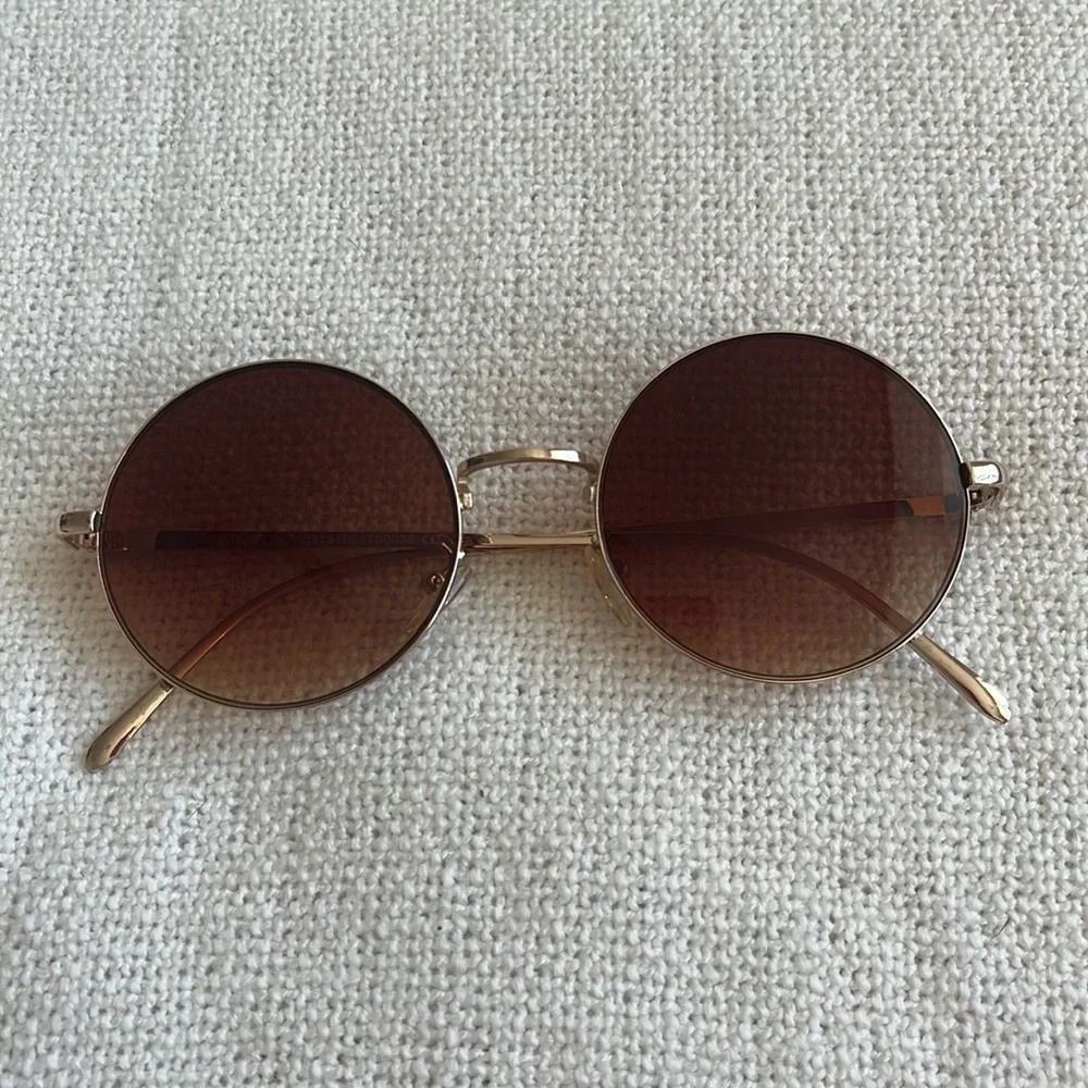 Round sunglasses Quay‎ Zara H&M